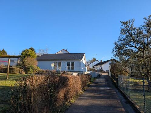 Foto - Haus zur Miete - 1.200,00&nbsp;EUR Kaltmiete, ca.&nbsp; 102,00&nbsp;m&sup2;