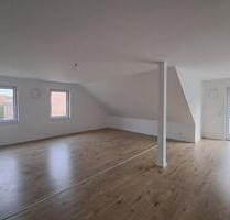 Anfragen NUR per E-Mail. Beliebte Wulsdorf. Bj 2022. Gepflegte 3-Zimmer 87 qm Wohnung mit offener Küche, Balkon, Aufzug, GarderobenraumAK, Fußbodenheizung und PKW-Stellplatz. - Bremerhaven