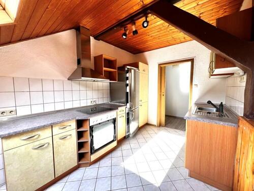 Foto - Neu renovierte 3-Zimmer-Wohnung im Dachgeschoss