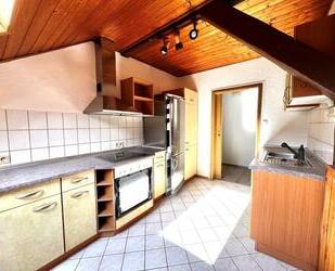 Neu renovierte 3-Zimmer-Wohnung im Dachgeschoss - Aue-Bad Schlema