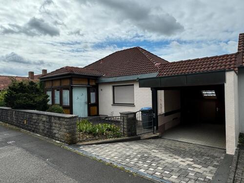 Foto - Winkelbungalow mit Einliegerwohnung