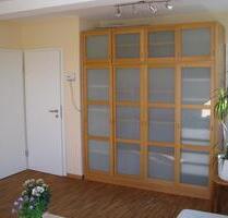 Helle & gemütliche Souterrain-Wohnung, inkl Parkplatz & möbiliert - Frankfurt am Main Bonames