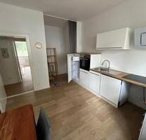 Renovierte 2-Zimmer-Wohnung mit EBK & neuer Elektrik – Hochparter - Berlin Reinickendorf