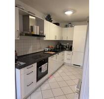 Nachmieter ab 16.04. für 70qm 2 Zi.-Wohnung in Waldstraße 176 - Wiesbaden Klarenthal