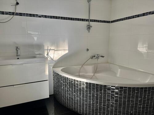 Foto - Attraktive 3-Zimmer-Wohnung Haus mit Terrasse und Balkon