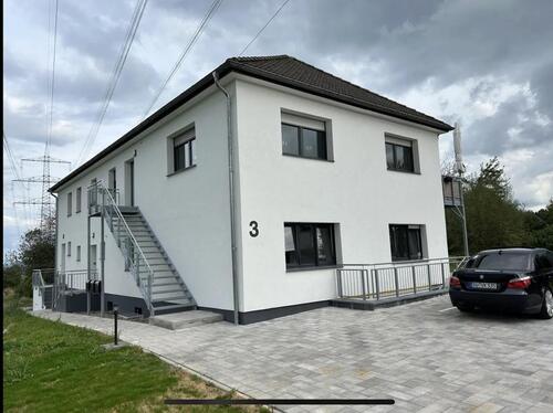 Foto - Lichtdurchflutete 4-Zimmer Wohnung mit sonnigem Süd-Balkon