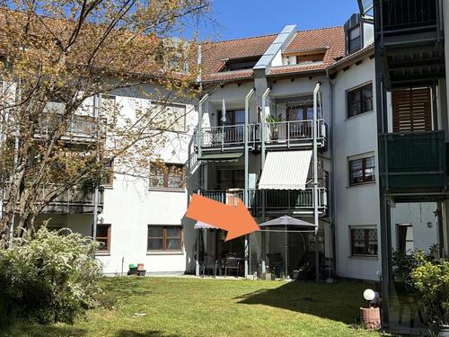 Foto - Miete - Großzügige 3-Zi. - Wohnung im EG mit Blick ins Grüne