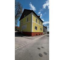 Gemütliche 3-Raum Wohnung - 450,00 EUR Kaltmiete, in Neustadt an der Orla (PLZ: 07806)