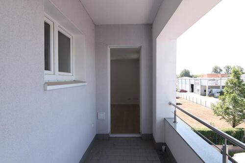 Foto - Büro mit Küche, Balkon und Parkplatz in Paderborn