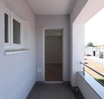 Büro mit Küche, Balkon und Parkplatz in Paderborn