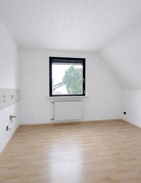 Foto - Schöne neu renovierte Dachgeschosswohnung für Single oder Paar