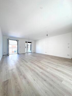 Foto - Mehrfamilienhaus, Wohnhaus in Solms zum Kaufen