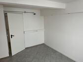 Foto - Lager Räume + XL Garage zu vermieten