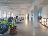 Foto - Schöne offene Arbeitsplätze in Designbüro - All-in-Miete