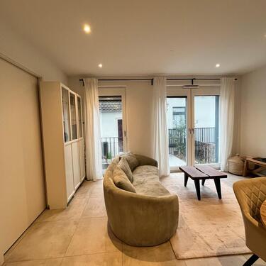 Foto - Untermiete für 2 Monate: 3,5-Zimmer-Wohnung in U-Bahn Nähe