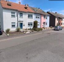 Helle 3 Zimmer Wohnung top Lage in Riegelsberg frisch saniert