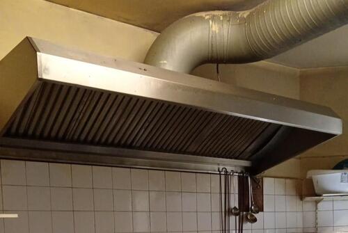 Foto - Premium Eck-Restaurant in Berlin Tempelhof mit einer großzügigen Fläche