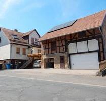 Schönes Einfamilienhaus mit pflegeleichtem Grundstück - Homberg (Efze)