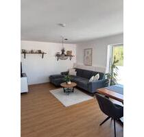 Moderne 68-m²-Wohnung mit Aufzug, EBK, Balkon & 2 Stellplätzen - Ochsenhausen