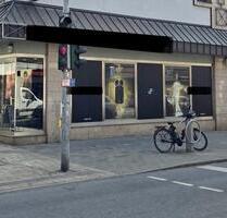 Repräsentative Gewerbefläche mit großer Fensterfront & hochwertiger Ausstattung - Oberhausen