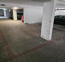 Vermiete 2 Tiefgsragenstellplätze - Homburg