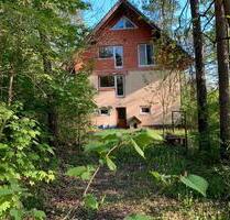 Wohnhaus, Waldgrundstück mit Nebengebäuden, ehem. Gaststätte - Plaue
