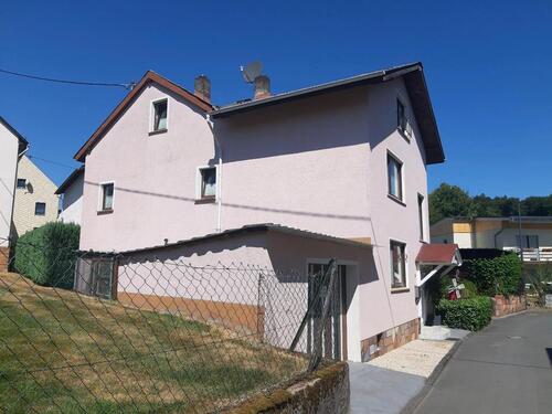 Foto - 8 Zimmer Einfamilienhaus in Singhofen