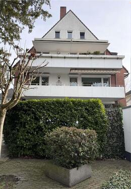 Foto - Wohnung mit Einbauküche 1 OG - 1.300,00&nbsp;EUR Kaltmiete, ca.&nbsp; 79,00&nbsp;m&sup2;