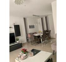 Reihenhaus 5 Zimmer, 2 Bäder, Keller Dachterasse inkl. Speicher - Frankfurt am Main Eschersheim