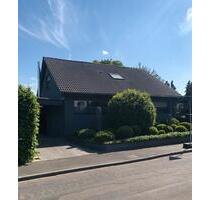 Einfamilienhaus freistehend Garage Carport 230gm WohnNutzfläche - Neukirchen-Vluyn