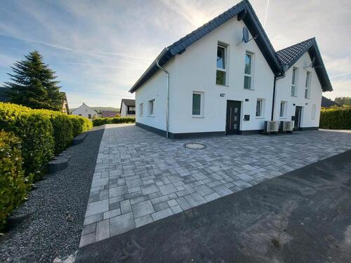 Foto - Haus mit Garten in Walsdorf - 1.300,00&nbsp;EUR Kaltmiete, ca.&nbsp; 140,00&nbsp;m&sup2;