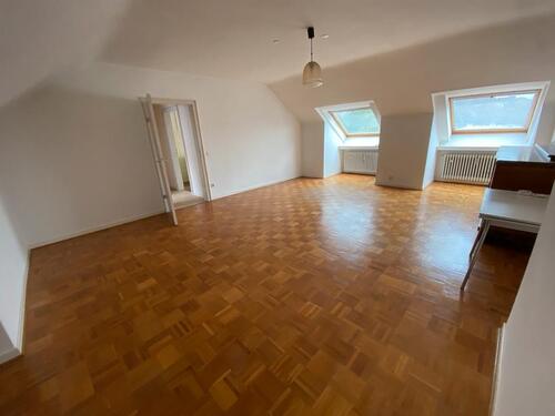 Foto - Moderne DG-Wohnung in Top-Lage mit neuer Küche und Bad