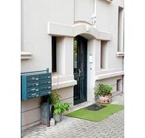 Hochwertige 3 Raumwohnung mit Personenaufzug, Balkon und Einbauküche - Gotha