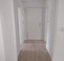 Balkon! Wunderschöne 2 - Zimmer - Wohnküche - Bad Wohnung in Papp - Pappenheim