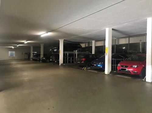 Foto - Tiefgaragenstellplatz Stellplatz Garage