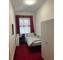 Wg Zimmer in Berlin-Karlshorst - 450,00&nbsp;EUR Kaltmiete, ca.&nbsp; 9,00&nbsp;m&sup2; in Berlin (PLZ: 10318) Lichtenberg