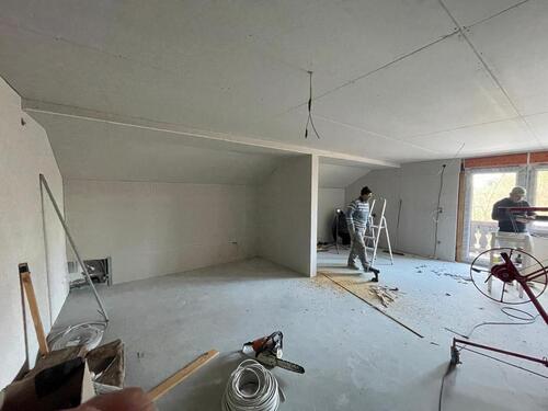 Foto - 4 Zimmer Dachgeschoßwohnung zur Miete in Stadtallendorf