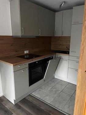 Foto - 1,5-Zimmerwohnung in Sonnenbühl mit EBK, Balkon, TG und Keller