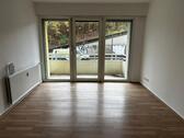 Foto - 2- Zimmer Wohnung mit Balkon ab sofort verfügbar !