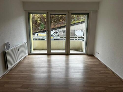 Foto - 2- Zimmer Wohnung mit Balkon ab sofort verfügbar !