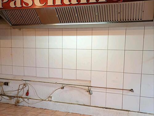 Foto - Gewerbefläche mit bestehender Abluftanlage zu vermieten