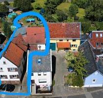 kleines Haus mit Nebengebäuden und viel Potential - Stromberg