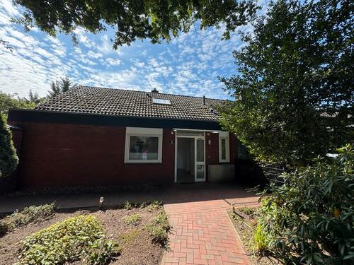 Foto - Reiheneckhaus mit 2 Wohneinheiten, 100 und 37 m2, 2012 saniert