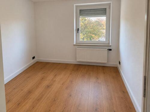 Foto - 3 Zimmer Erdgeschoßwohnung zur Miete in Halle (Saale)