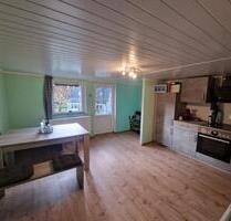 Gemütliche kleine Wohnung zum Vermieten - Warmmiete All Inklusive - Kulmbach Blaich