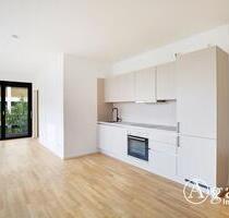 Schöne 2 Zimmer Wohnung mit ca. 53m², EBK und Balkon mit Gartenblick in Berlin-Mitte!