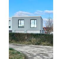 Luxuriöse DHH in kubischem Design - Schondorf am Ammersee