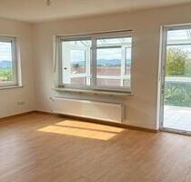 Erstbezug nach Sanierung: 4-Zimmer-Wohnung mit Wintergarten! - Eging am See