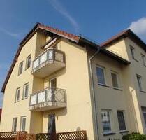 Freundliche 3-Zimmer-Wohnung mit Terrasse, separater Küche und Laminatboden am Rande von Königsbrück