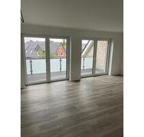 Dachgeschoßwohnung mit Sonnenbalkon und Aufzug. - Rheine Altenrheine